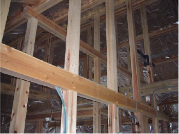 軽く、薄く、優れた遮熱・断熱性を持つアルミ反射材を使用